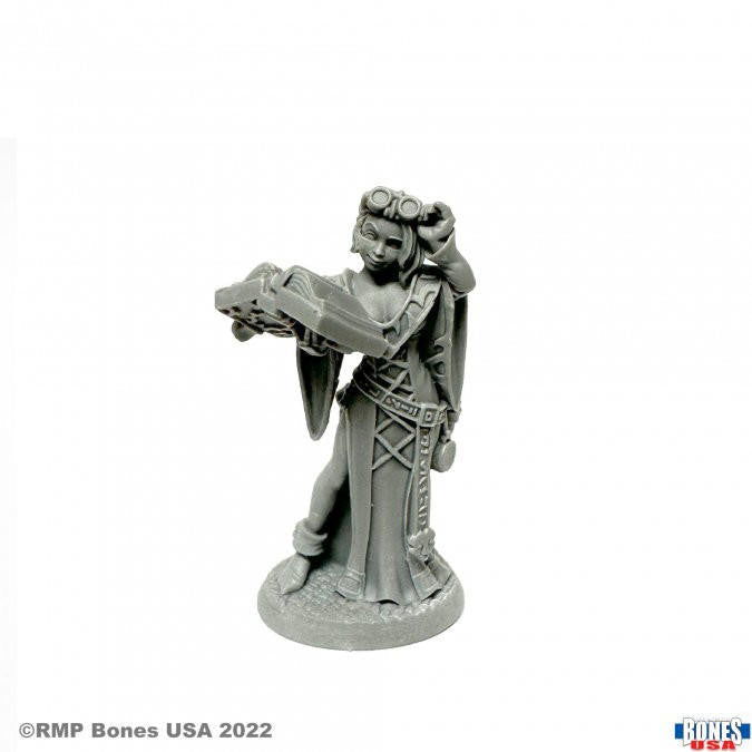 Reaper Miniatures Jolie, Adventuring Scribe (30105)